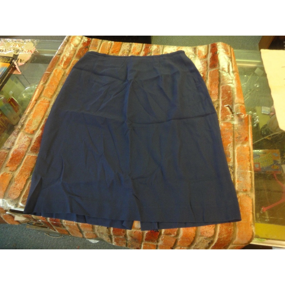 Lauren Ralph Lauren navy blue 8 lined skirt